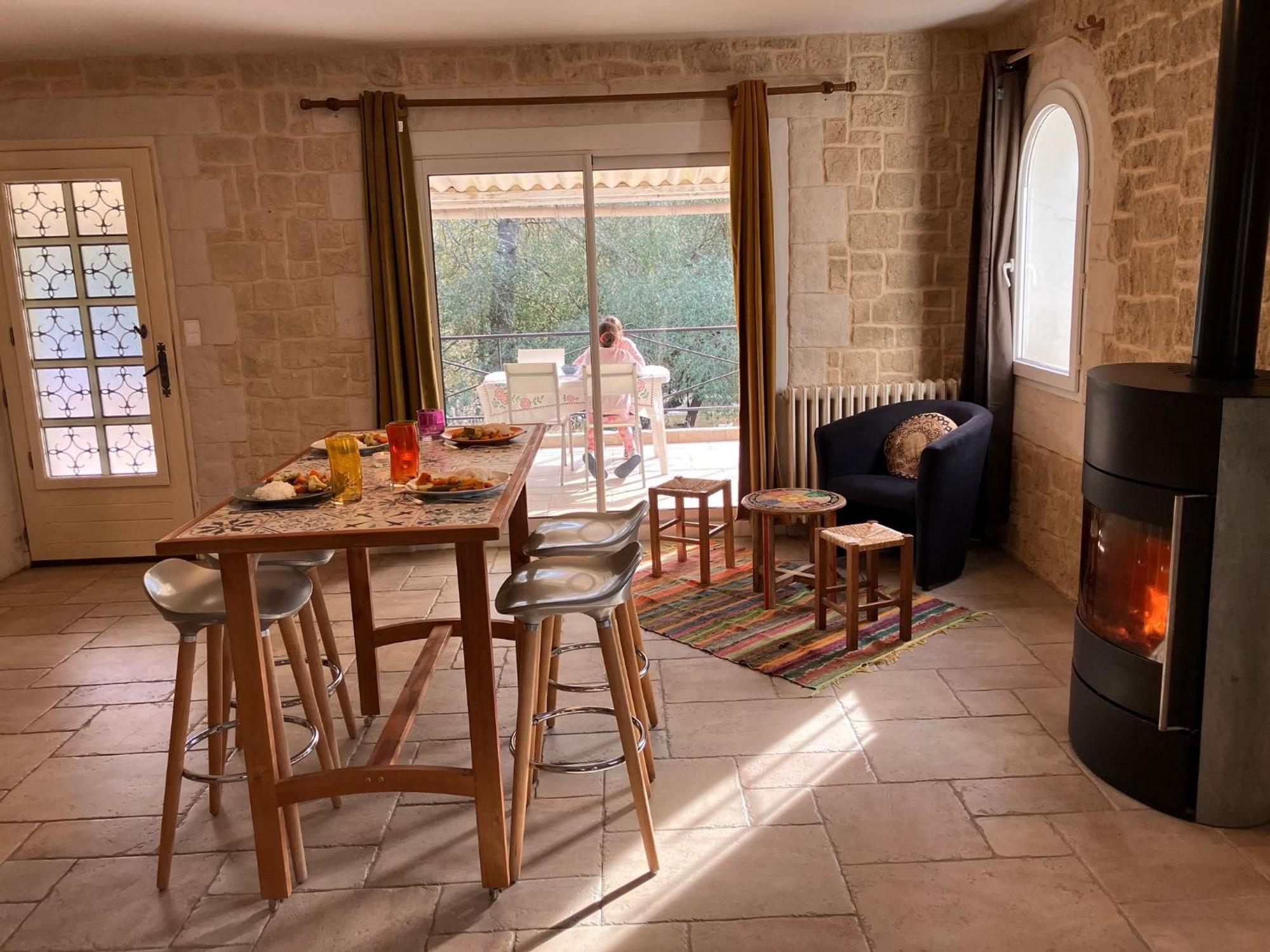 Apartment With Private Jacuzzi, Shiatsu & Healthy Food Ladern-sur-Lauquet